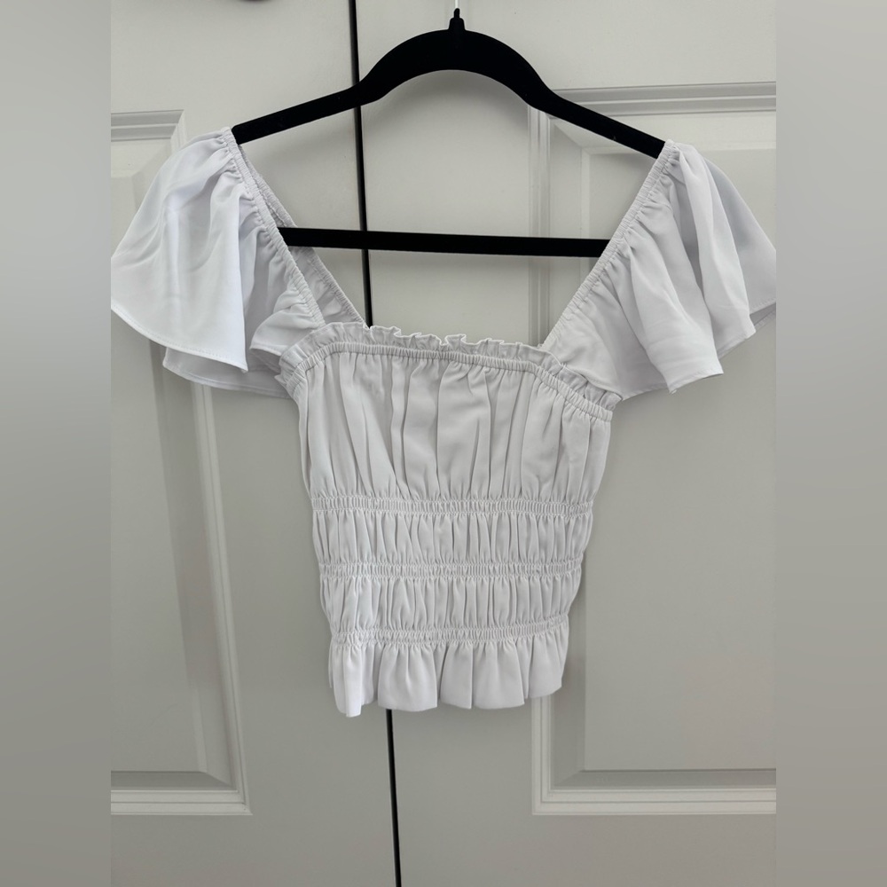 Abercrombie & Fitch white ruffle tank